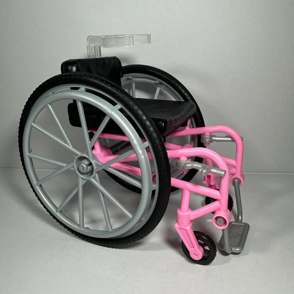 Mattel Barbie Fashionistas doll wheelchair